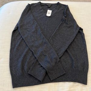 Banana Republic sweater. NWT. Size large.